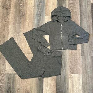 Gilly Hicks loungewear 🩶